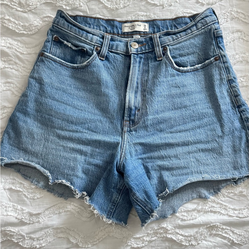 Abercrombie & Fitch Curve Love High Ruse Dad Jean Shorts